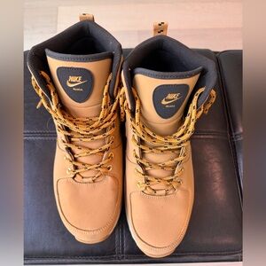 Nike Manoa Sneakerboot